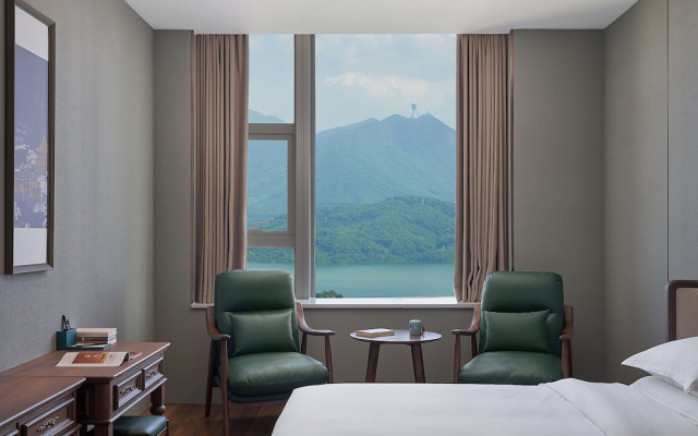 CloudView Hotel