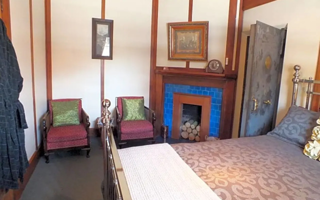 Reef Cottage Bed and Breakfast