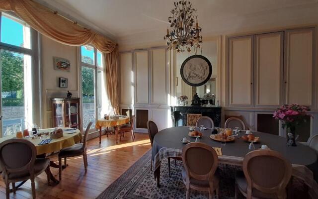 La Belle Boulonnaise