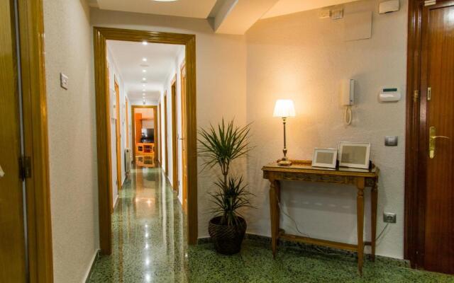 MD Vila Barbera Apartment Center