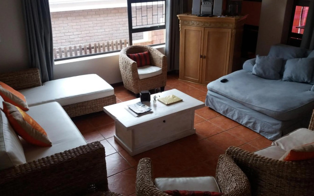 Pole Pole holiday home