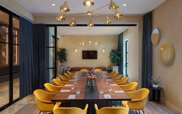 Moxy Brooklyn Williamsburg