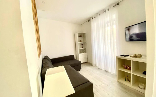 Remarkable 2-bed House in Ponta Delgada