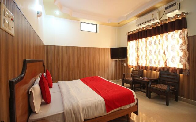 OYO 1811 Hotel Leisure Palace