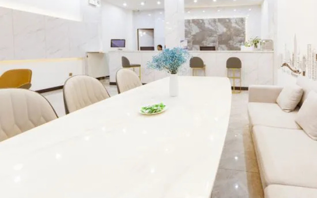 TOWO Shangpin Hotel (Shenzhen Baoan Airport Pinglushan Station)