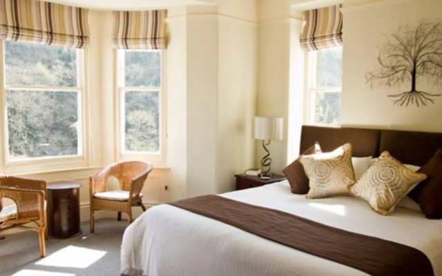 Woodlands Guest House