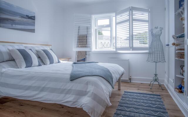 Town Heights - 3 Bedroom Holiday Home - Tenby