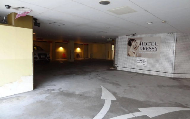 HOTEL DRESSY -Adults Only