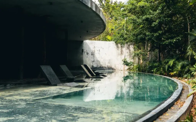 Exclusive Penthouse l Private roof top with pool