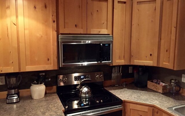 River Rock Mountain Cabin