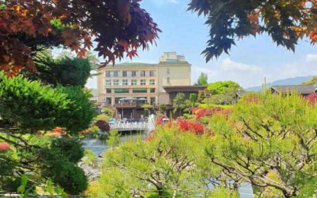 Chereville Spa Tourist Hotel