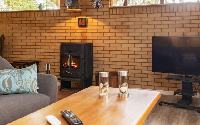 6 Person Holiday Home in Vaeggerlose