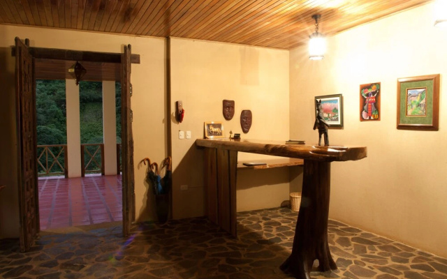 Rio Magnolia Nature Lodge