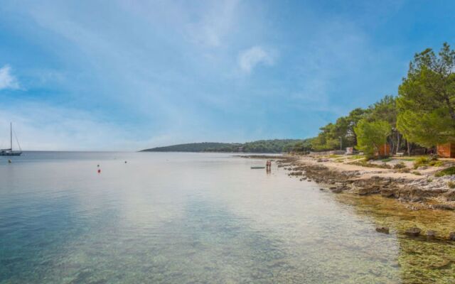 House Artatore Losinj / Mali Losinj