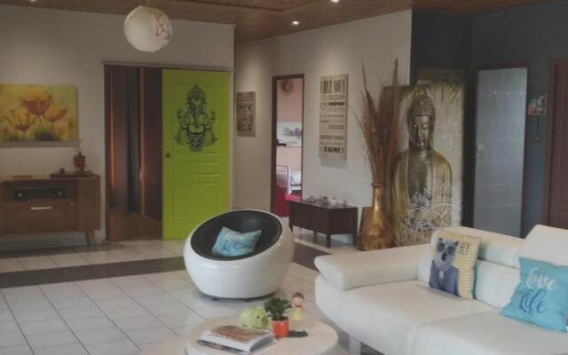House With 2 Bedrooms in Livron-sur-drôme