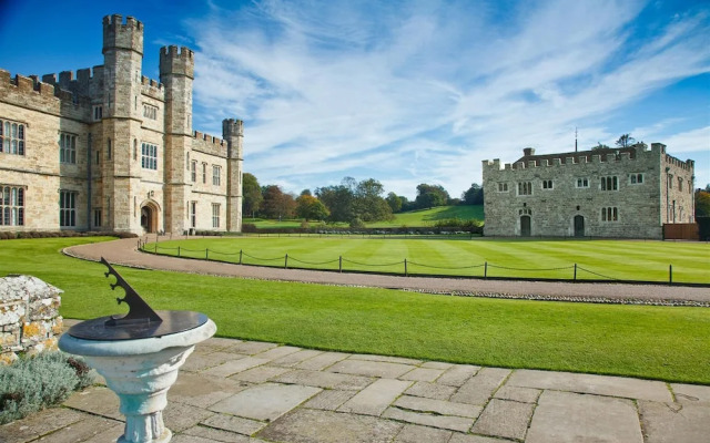 Maidens Tower B&B