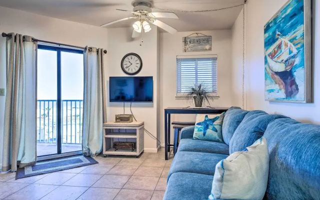 Relaxing Gulf Shores Condo w/ Beach-view Balcony