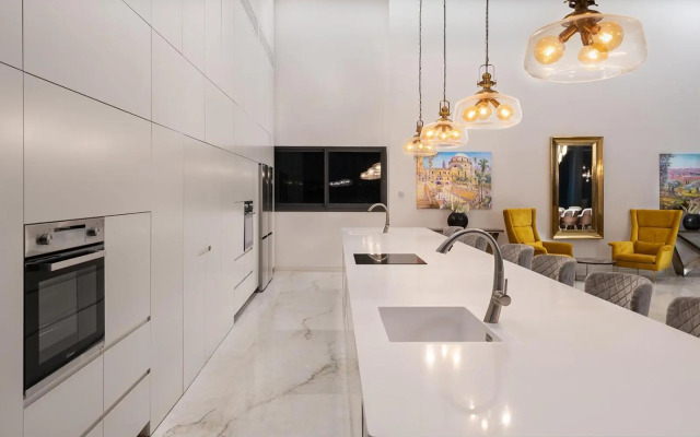 EVEN ISRAEL PENTHOUSE- JACUZZI- 5 royal Masters