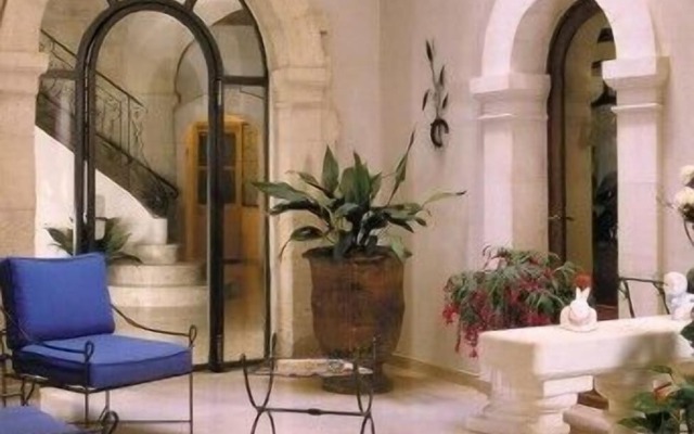 Hôtel les Echevins