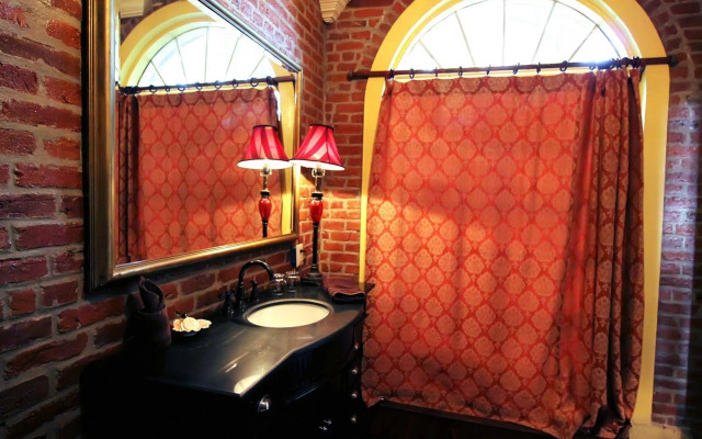The Olivier House Hotel