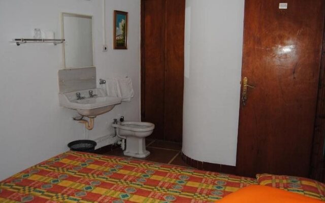 Hostal Colonia