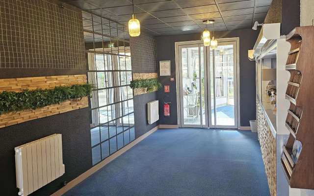 Brit Hotel Confort Gien