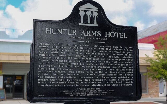 Hunter Arms Hotel