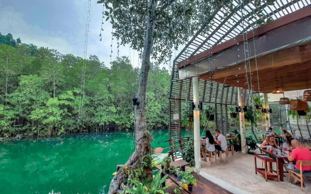 Escape Life Koh Kood