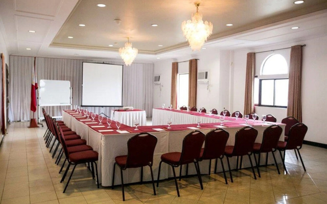Queen Margarette Hotel - Main