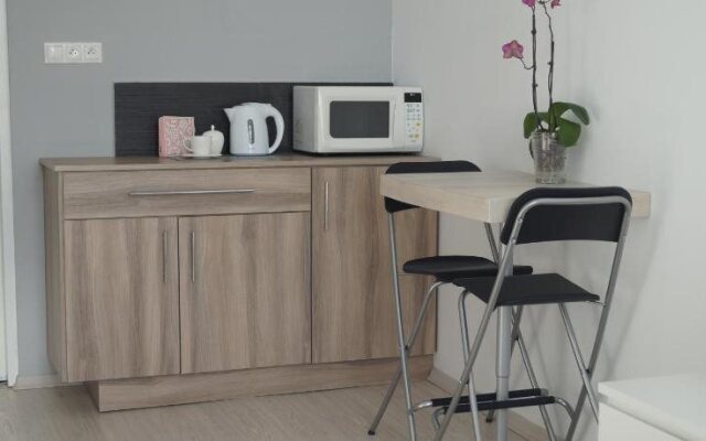 Glam House Apartments