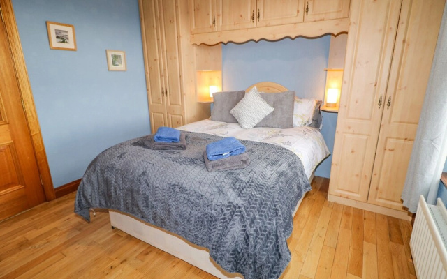 Braeside Farm House