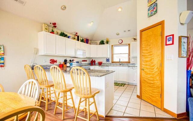 1240 Whale Song I Ocean View