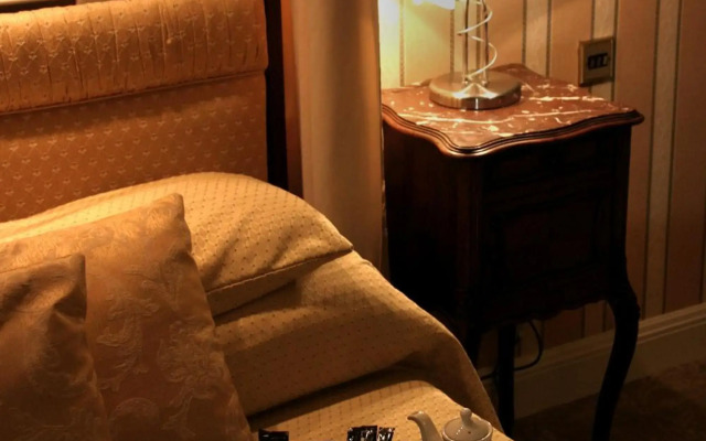 Ty Newydd Country Hotel