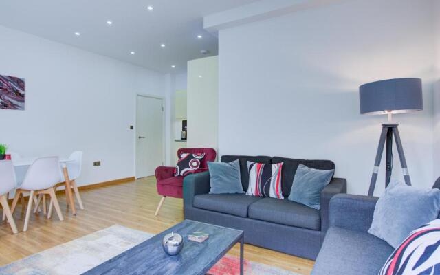 Fareham Point Apartment