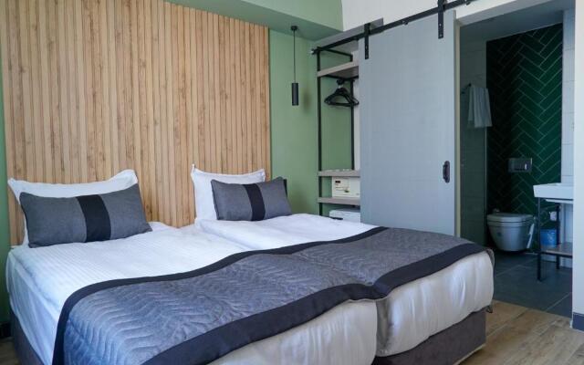 Polek Hotel