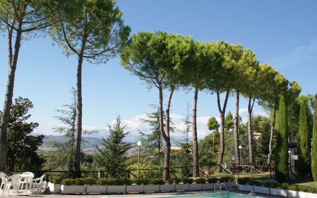 Mountain view Holiday home in Montelparo Marche with Swimming Pool