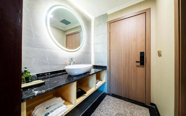 Xinyuan Hotel (Xiushan Bus Terminal)