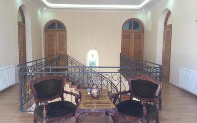 Max Hotel Gogi Alibegashvili