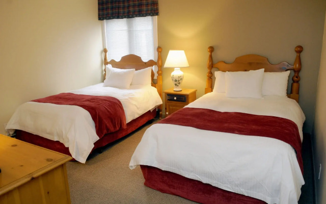 Rocky Crest Golf Resort