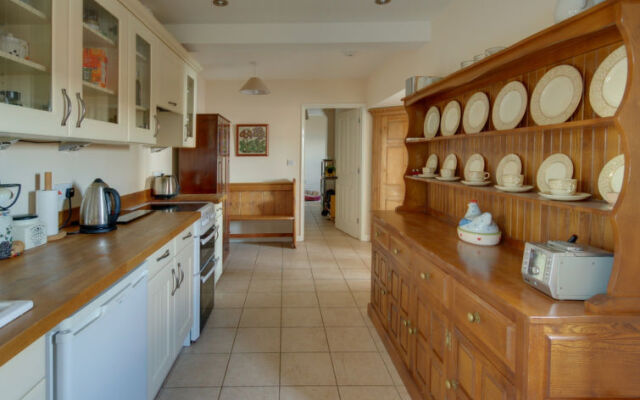 Holiday Home Briar Cottage