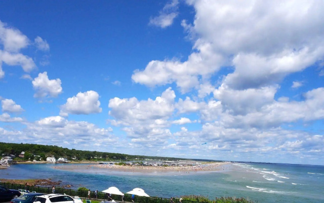 Anchorage by the Sea