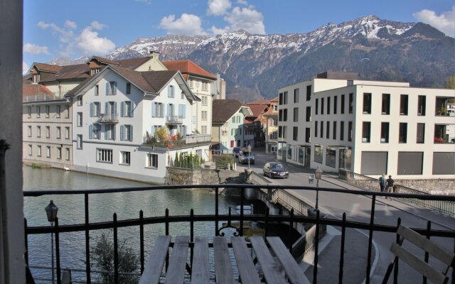 The Aarburg Hotel & Café