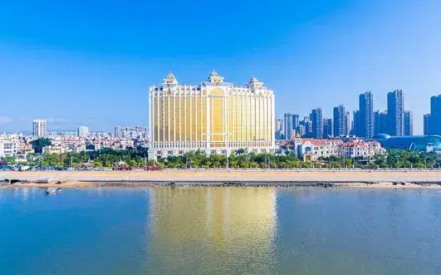 Royal Seaside Hotel and Hot Springs Xiamen