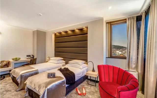 The View Luxury Rooms