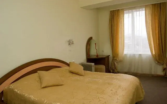 Heghnar Hotel Stepanakert