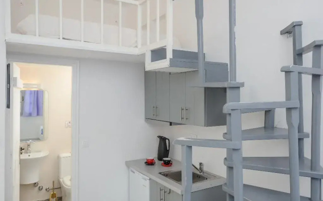 Depis Apartments & Suites