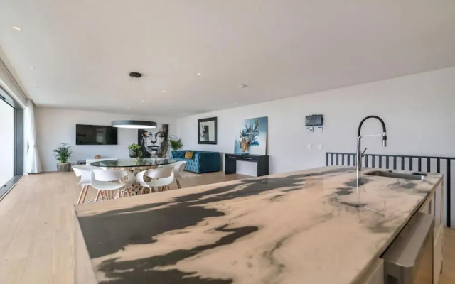 Casa Linea Villa in Camps Bay