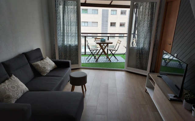 Céntrico Ático En Torredembarra Con Parking.