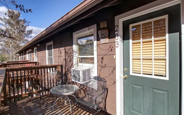 Snowdrift Peak 203 2 Bedroom Condo by RedAwning