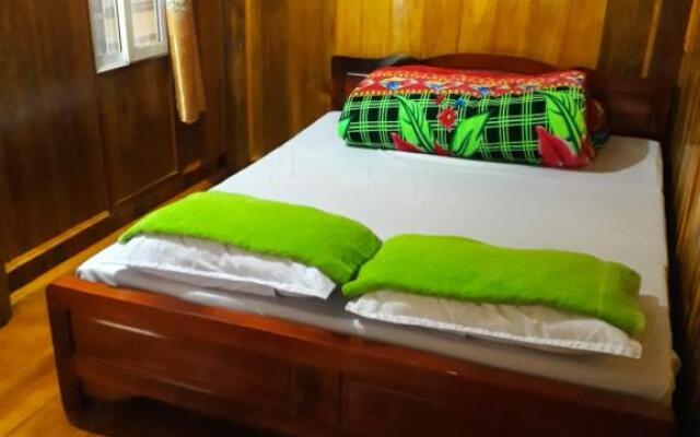 Ba Be Lake Homestay - Quynh Chi